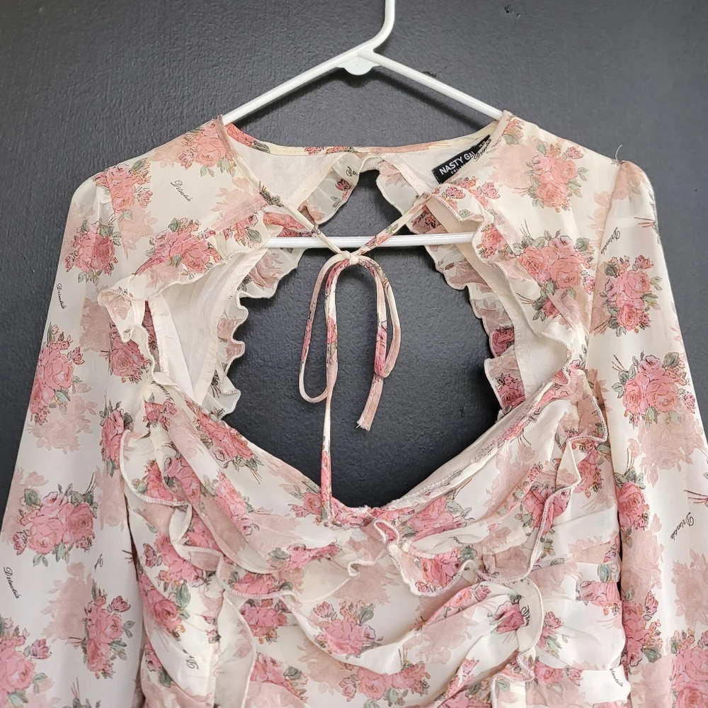 Nasty Gal $78 Wanna Grow Again Floral Ruched Blouse 6 - Picture 9 of 13